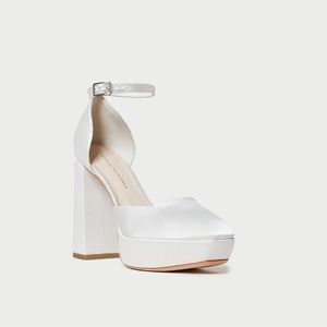 BNWT Loeffler Randall Selina Cream Close-toed platform